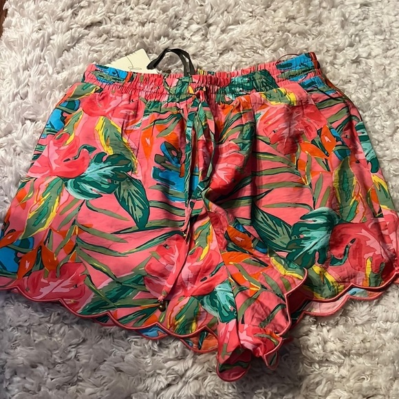The Impeccable Pig Pants - Nwt floral shorts size small